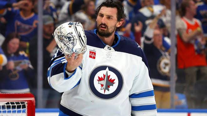 Connor Hellebuyck, Scott Arnie,